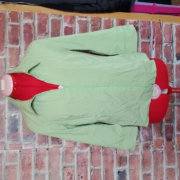 cleo Tops - 3 for $30‎ Nicely tailored blouse. Mint green.